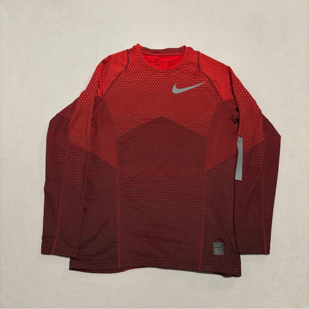 Nike Pro Hyperwarm Shirt Mens Large Red Geometric Gym Athletic Outdoor Layer‎